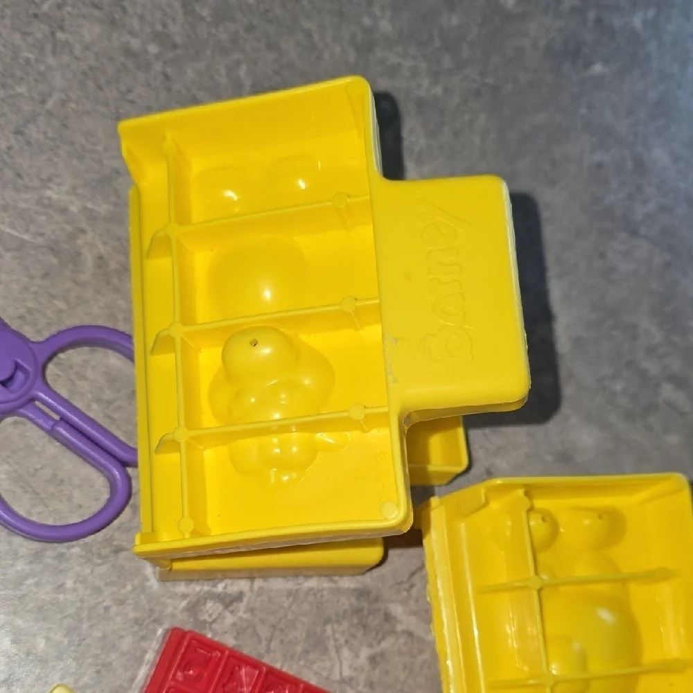 (J39) Bundle Of Play-doh Accessories